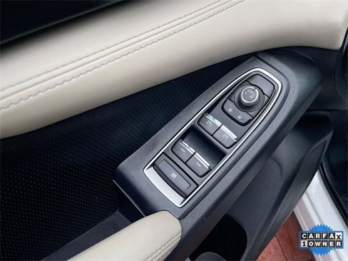 Used 2022 Subaru Ascent Limited image 11