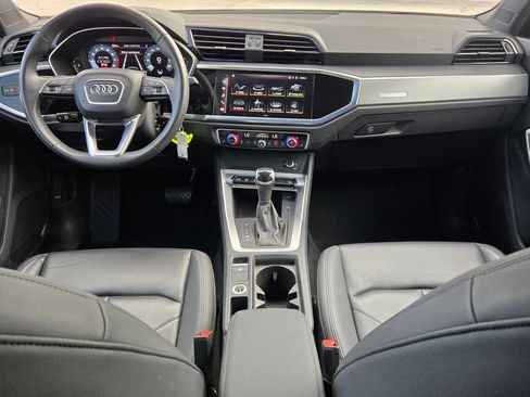 Used 2025 Audi Q3 2.0T Premium AWD/4WD image 17