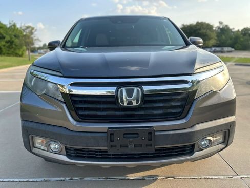 Used 2017 Honda Ridgeline RTL-E image 2