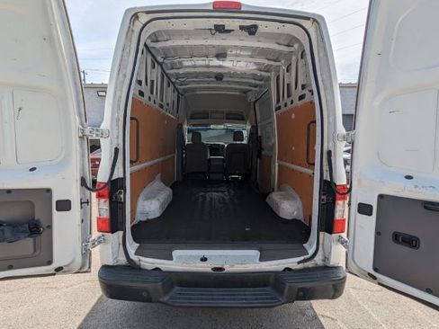 Used 2019 Nissan NV 2500 SV image 19