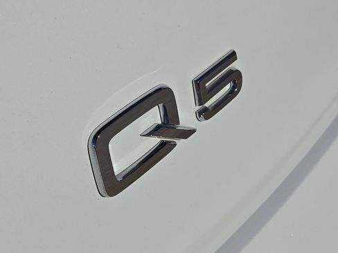 Certified 2023 Audi Q5 2.0T Premium w/ Convenience Package image 13