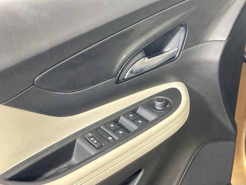 Used 2017 Buick Encore Essence w/ Experience Buick Package image 18