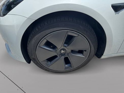 Used 2023 Tesla Model 3 Standard Range RWD image 12