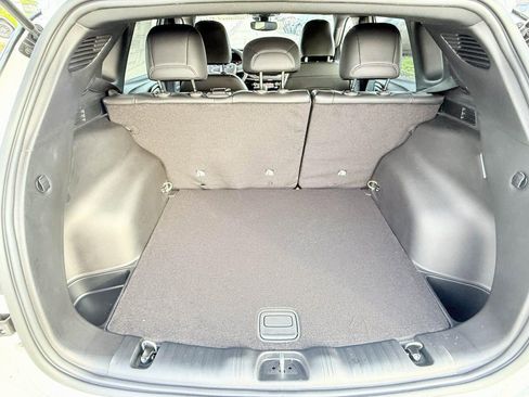 New 2026 Jeep Compass Latitude image 9