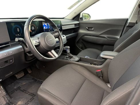 Used 2025 Hyundai Kona SEL FWD image 22