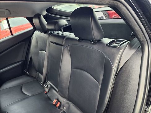 Used 2016 Toyota Prius Three Touring image 12