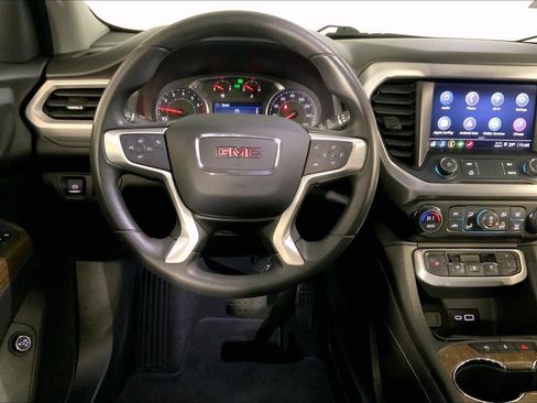 Used 2023 GMC Acadia SLE w/ Driver Convenience Package image 5