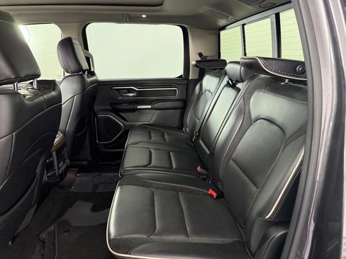 Used 2022 RAM 1500 Laramie AWD/4WD image 18