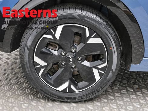 Used 2023 Kia Niro Wind w/ Wind Preserve Package FWD image 29