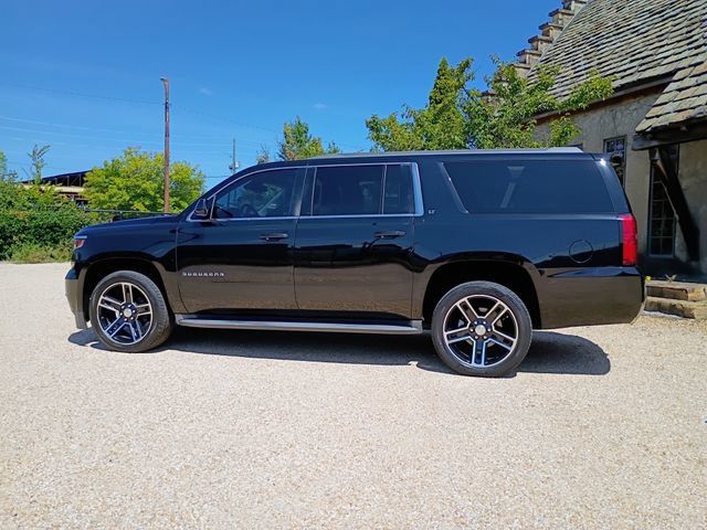 Used 2015 Chevrolet Suburban LT RWD image 7