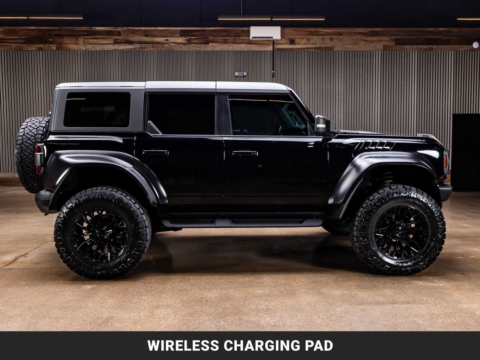 Used 2023 Ford Bronco Raptor AWD/4WD image 11