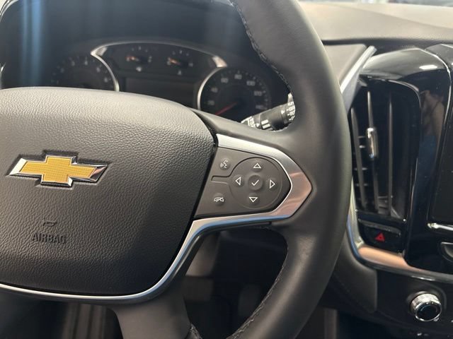 Used 2023 Chevrolet Traverse LT FWD image 17