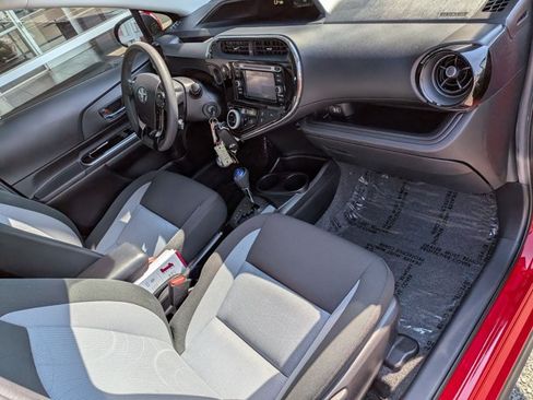 Used 2019 Toyota Prius C w/ Carpet Mat Package FWD image 20