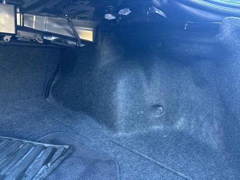 Used 2016 Subaru Legacy 3.6R Limited image 31