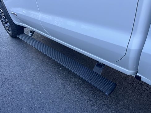 Used 2021 GMC Sierra 1500 AT4 image 5