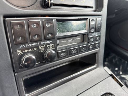 Used 1992 MAZDA MX-5 Miata RWD image 9