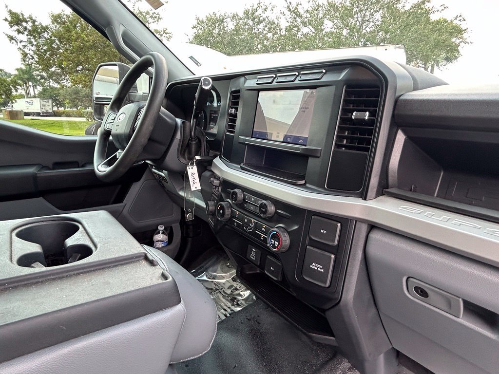 Used 2024 Ford F550 4x4 Regular Cab Super Duty image 50