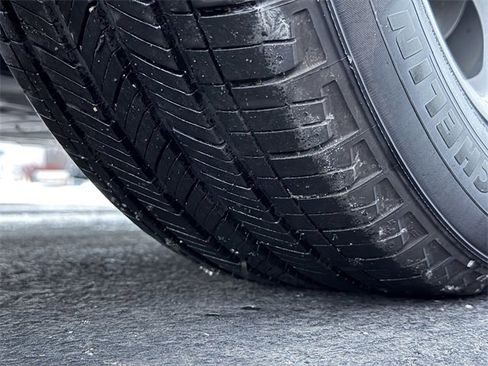 Used 2024 Toyota RAV4 XLE image 12