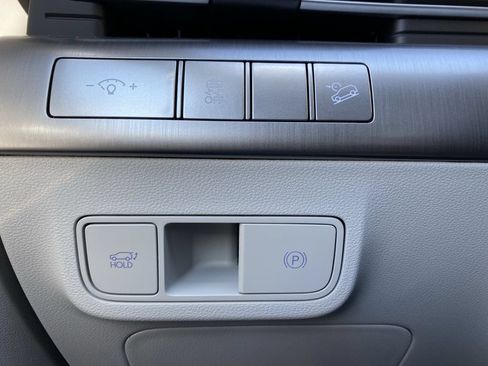 New 2026 Hyundai Kona Limited FWD image 19