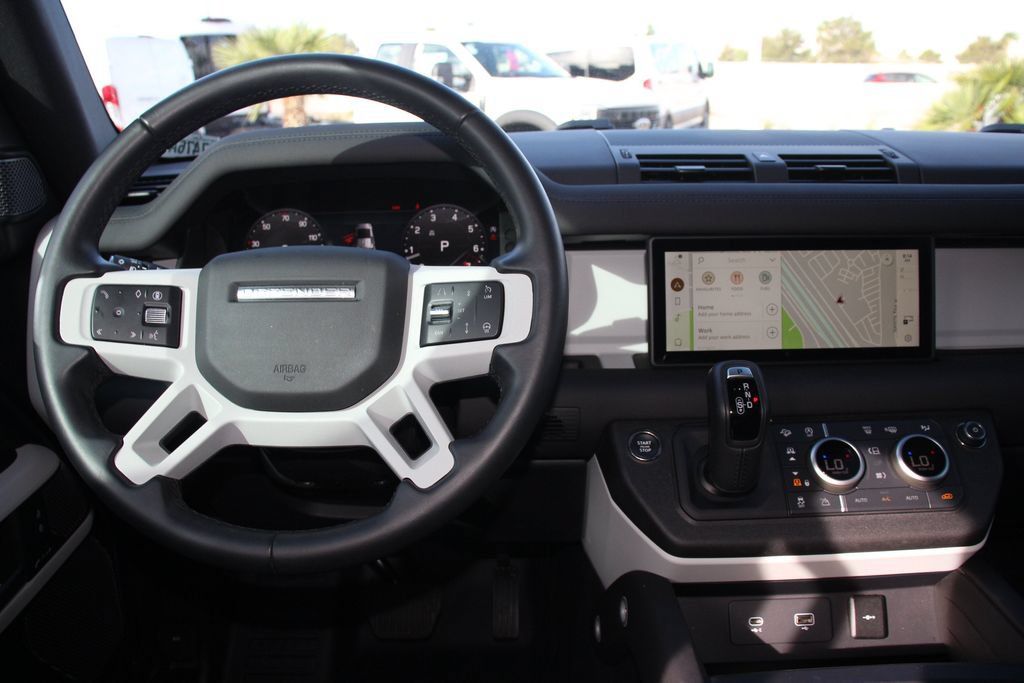 Used 2024 Land Rover Defender 110 S AWD/4WD image 15