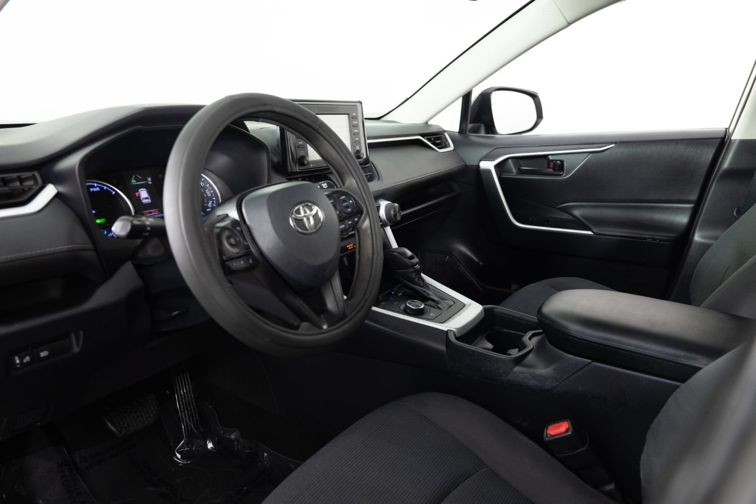 Used 2020 Toyota RAV4 LE w/ All Weather Liner Package AWD/4WD image 12