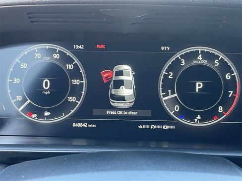 Used 2019 Land Rover Discovery SE image 29