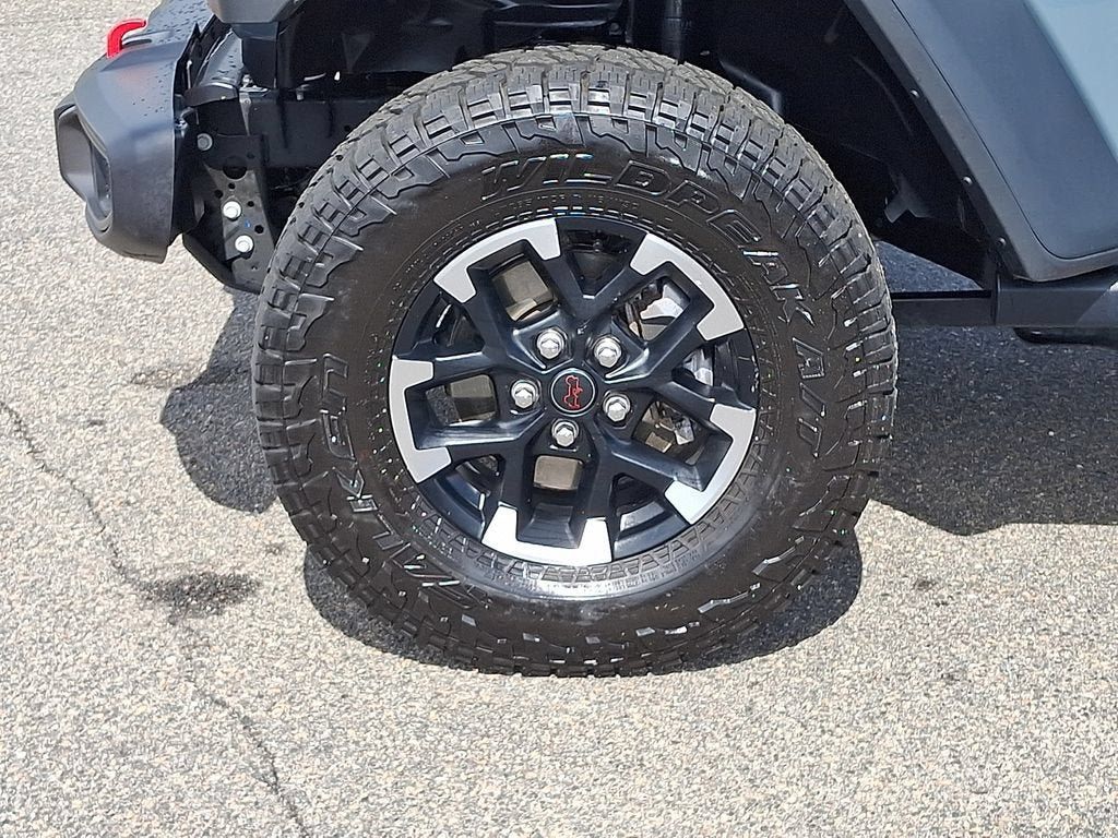 Used 2026 Jeep Gladiator Rubicon AWD/4WD image 8