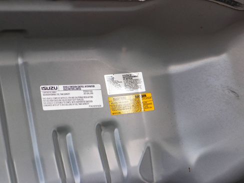 Used 2024 Isuzu NPR image 26