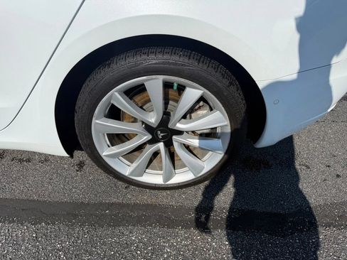 Used 2018 Tesla Model 3 Long Range AWD/4WD image 6