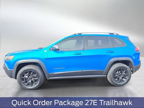 Used 2020 Jeep Cherokee Trailhawk w/ Technology Group AWD/4WD image 3