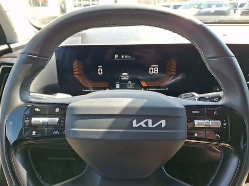 Certified 2026 Kia Sorento S image 19