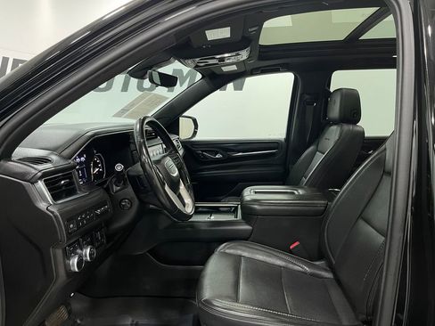 Used 2021 GMC Yukon Denali w/ Advanced Technology Package image 14
