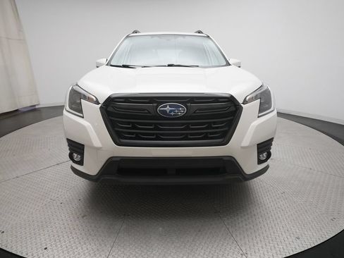 Used 2024 Subaru Forester Premium AWD/4WD image 11