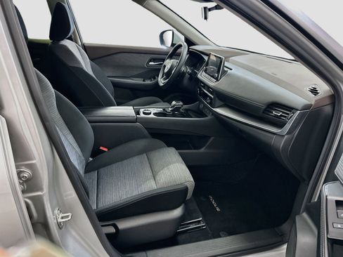 Used 2023 Nissan Rogue SV AWD/4WD image 31