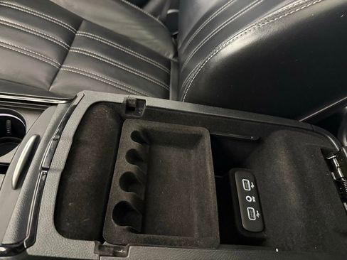 Used 2017 Chrysler 300 S w/ S Model Appearance Package image 28