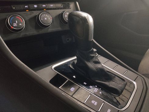 Used 2019 Volkswagen Jetta S FWD image 26