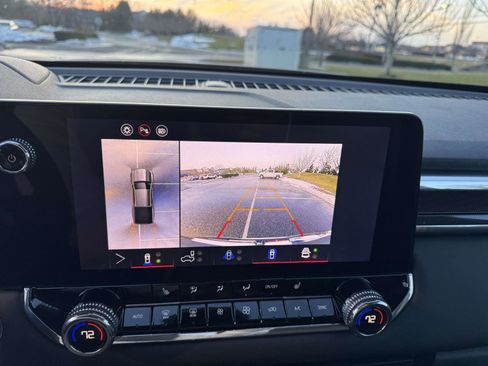 Used 2025 GMC Canyon Elevation w/ Convenience Package image 34