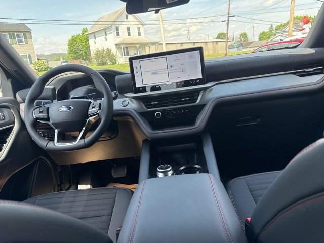 New 2026 Ford Explorer ST-Line AWD/4WD image 36