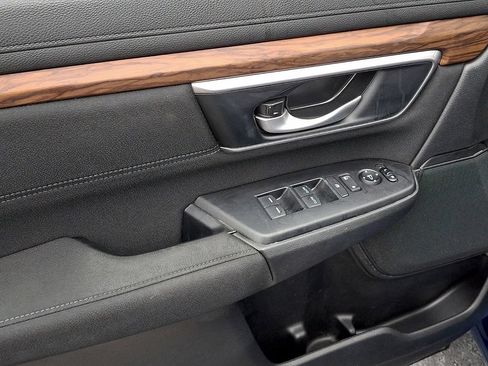 Used 2021 Honda CR-V EX image 10