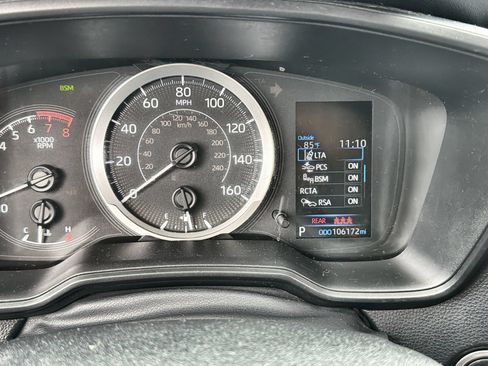 Used 2022 Toyota Corolla LE w/ LE Convenience Package FWD image 15