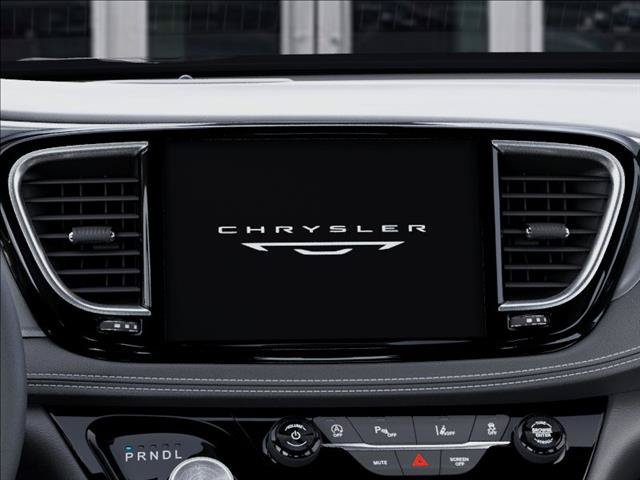 New 2027 Chrysler Pacifica Select w/ Family Tech Group AWD/4WD image 18