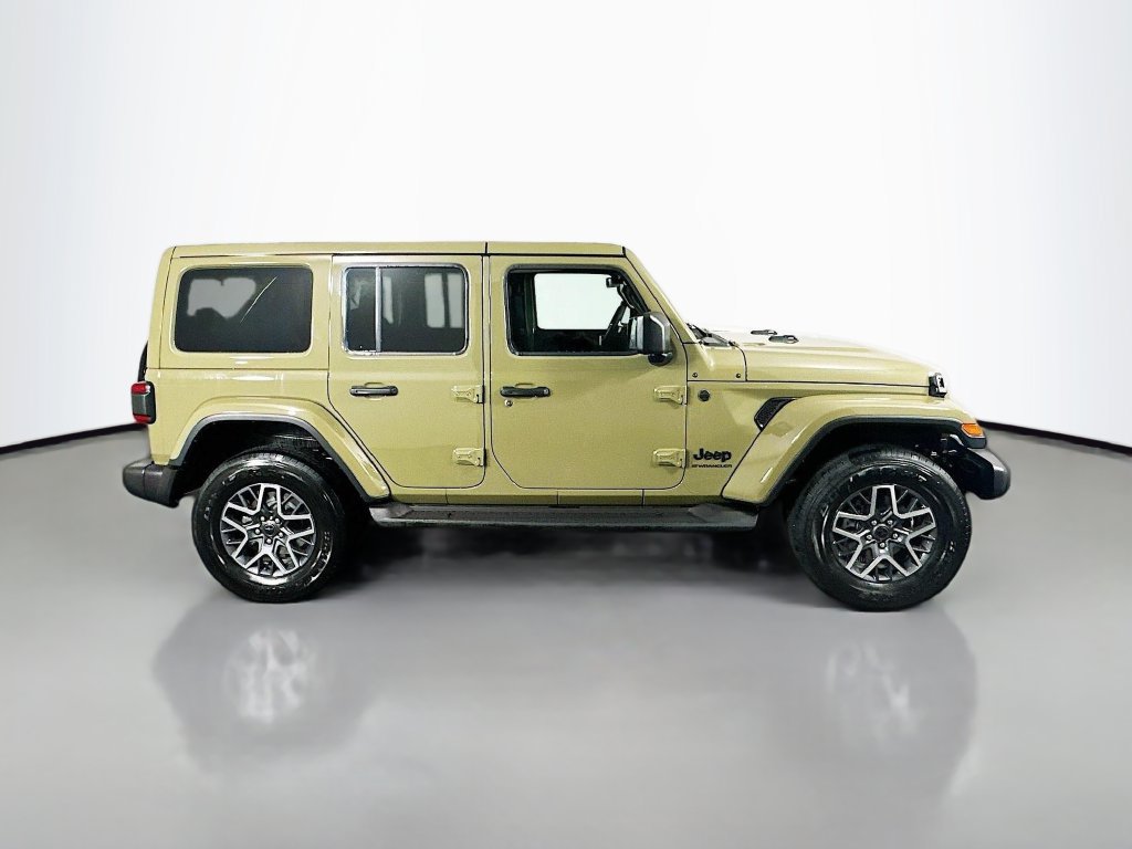 New 2026 Jeep Wrangler Unlimited Sahara AWD/4WD image 8