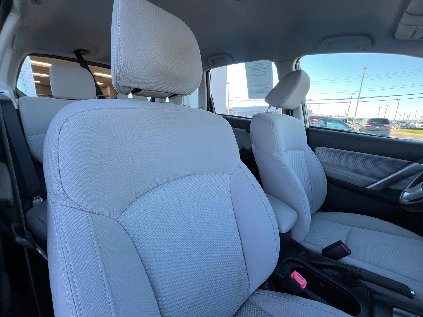 Used 2017 Subaru Forester 2.5i AWD/4WD image 29