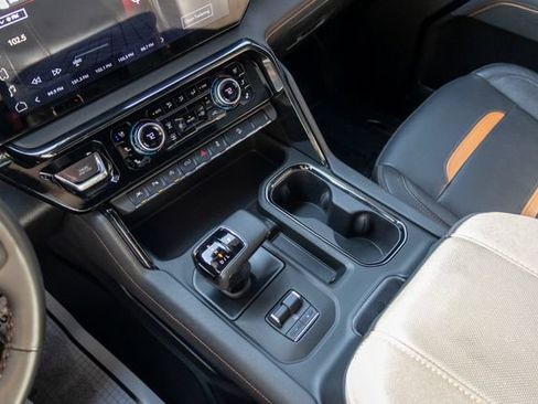 Certified 2025 GMC Sierra 1500 AT4 AWD/4WD image 26
