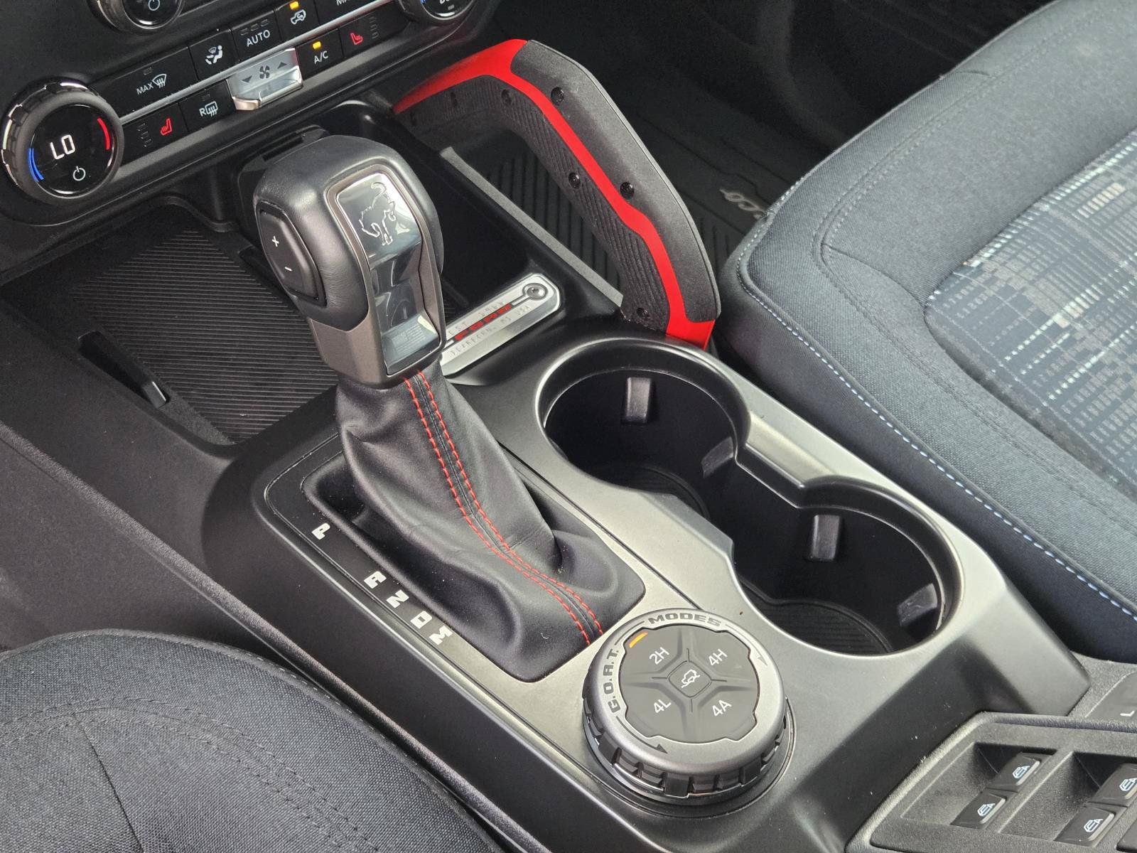Used 2025 Ford Bronco Heritage Edition AWD/4WD image 32