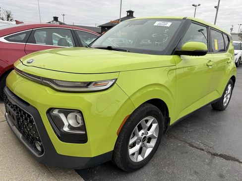 Used 2020 Kia Soul EX image 1