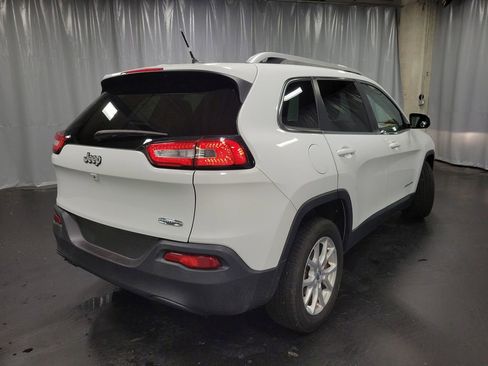 Used 2014 Jeep Cherokee Latitude w/ Comfort/Convenience Group image 9