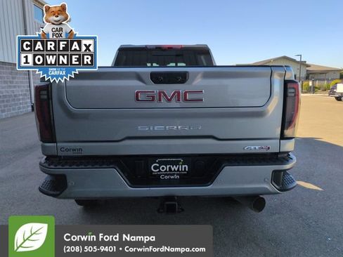 Used 2024 GMC Sierra 2500 AT4 w/ Technology Package AWD/4WD image 4