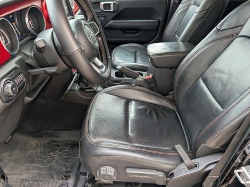 Used 2018 Jeep Wrangler Unlimited Rubicon image 25