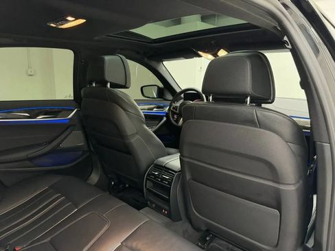 Used 2020 BMW M550i xDrive AWD/4WD image 14